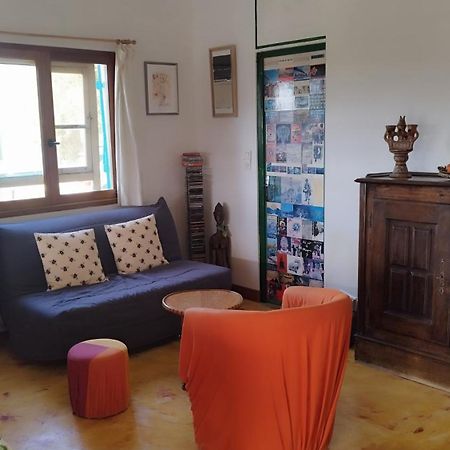 Une Maison Sur Une Presqu'Ile Port-Saint-Louis-du-Rhone Bagian luar foto