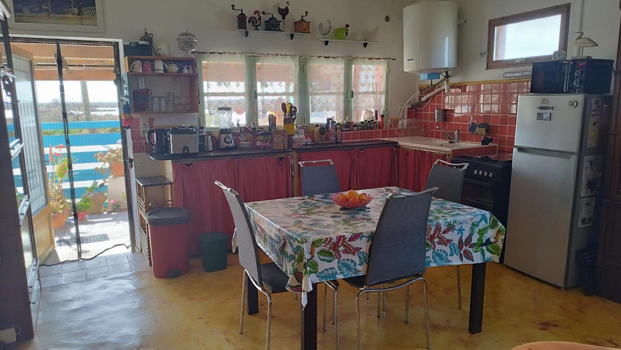 Une Maison Sur Une Presqu'Ile Port-Saint-Louis-du-Rhone Bagian luar foto